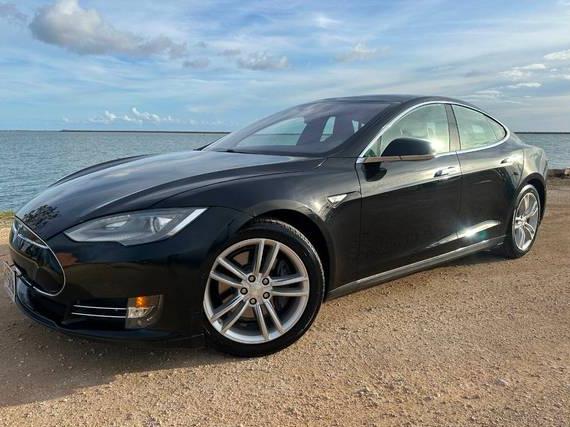 TESLA MODEL S 2015 5YJSA1E16FF114415 image